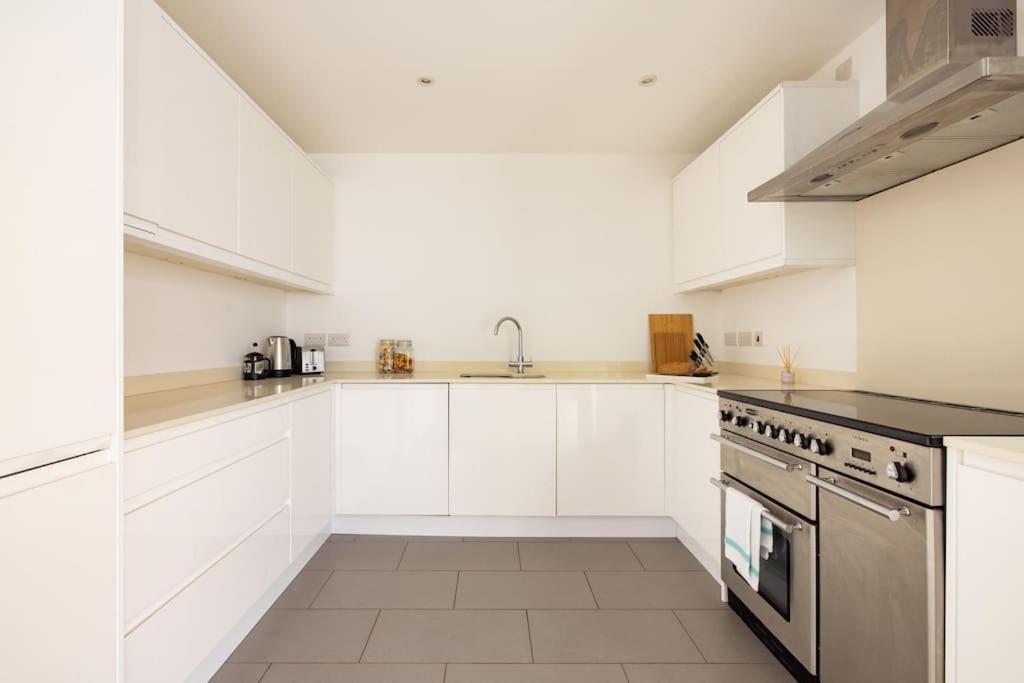 Wild Roses Serviced Apartments - Borough London Kültér fotó