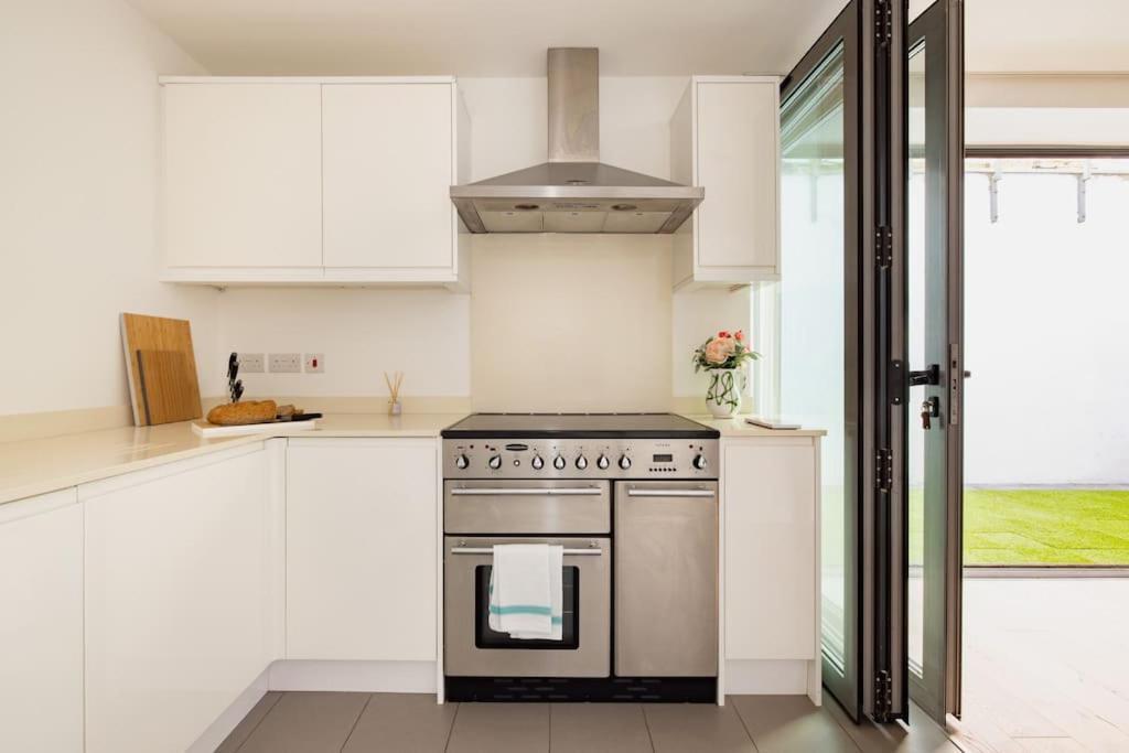 Wild Roses Serviced Apartments - Borough London Kültér fotó