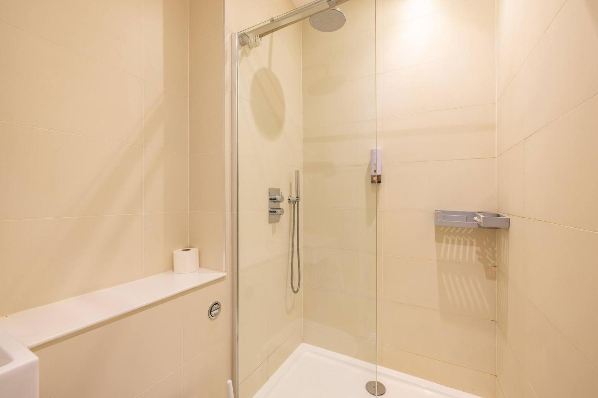 Wild Roses Serviced Apartments - Borough London Kültér fotó
